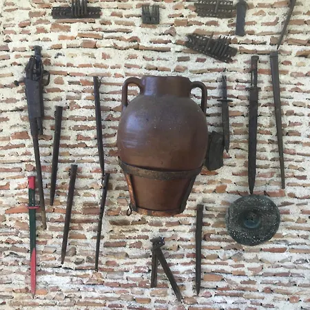 营地 Museum Gurra